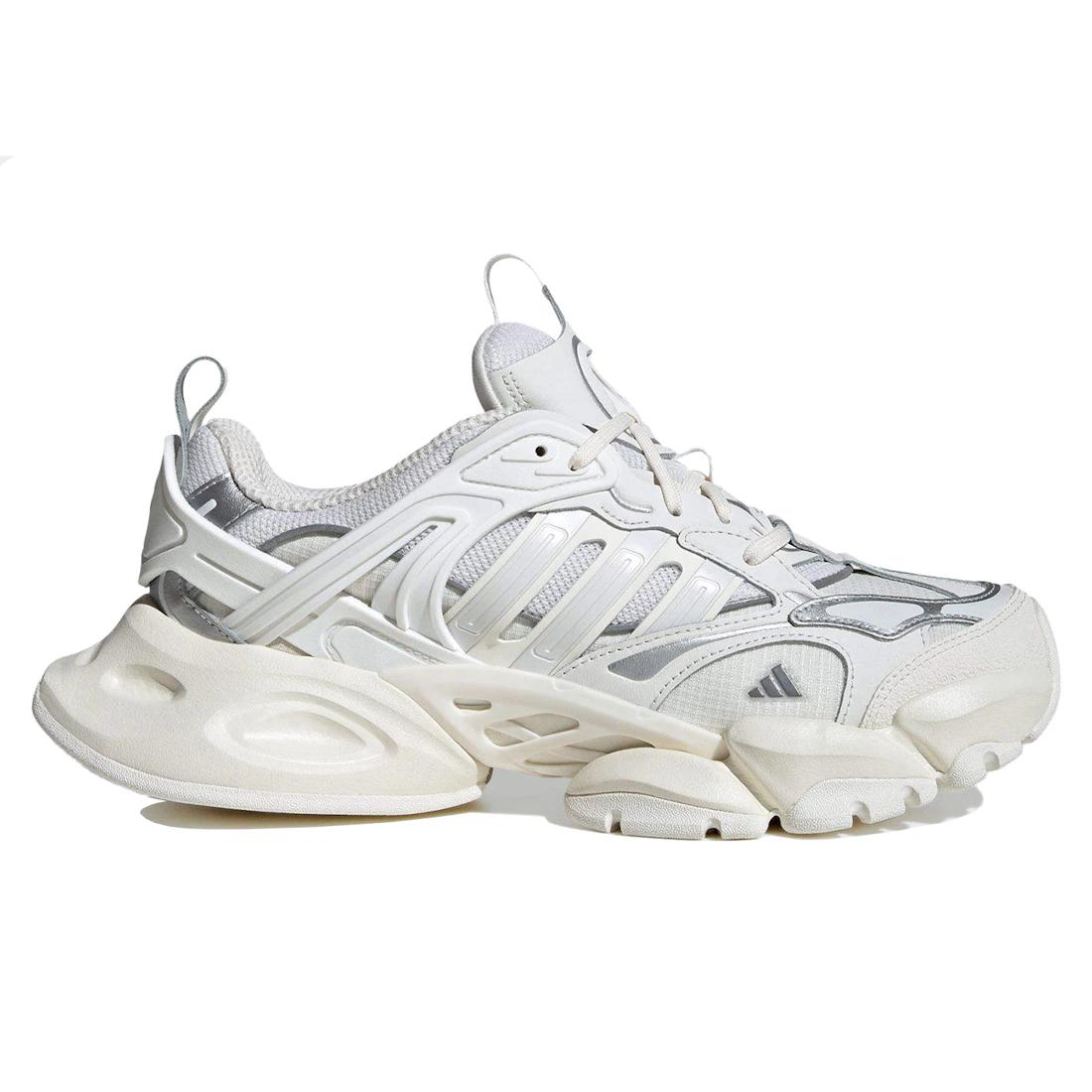 Кроссовки adidas Vento XLG Deluxe Белые Парус(IH7795) 42 
Кроссовки adidas Vento XLG Deluxe Белые Парус(IH7795) 42