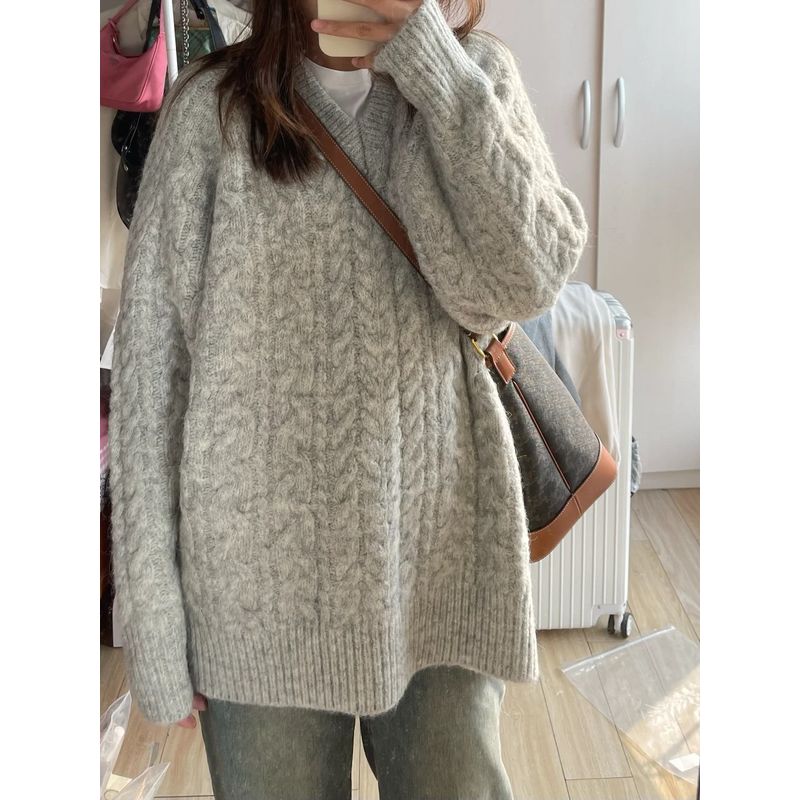Gray V-neck Soft Glutinous Loose Retro Japanese Thick Sweater Gray S Suggested 37.50 kg-45.00 kg
Gray V-neck Soft Glutinous Loose Retro Japanese Thick Sweater Gray S Suggested 37.50 kg-45.00 kg