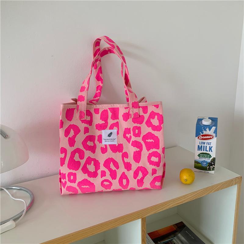 Ladies Bag Korean Sweet Cool Style Pink Leopard Tote Bag Animal Print Shoulder Bag Lady Spicy Girls Tote Bags Nice Versatile Bag
Ladies Bag Korean Sweet Cool Style Pink Leopard Tote Bag Animal Print Shoulder Bag Lady Spicy Girls Tote Bags Nice Versatile Bag