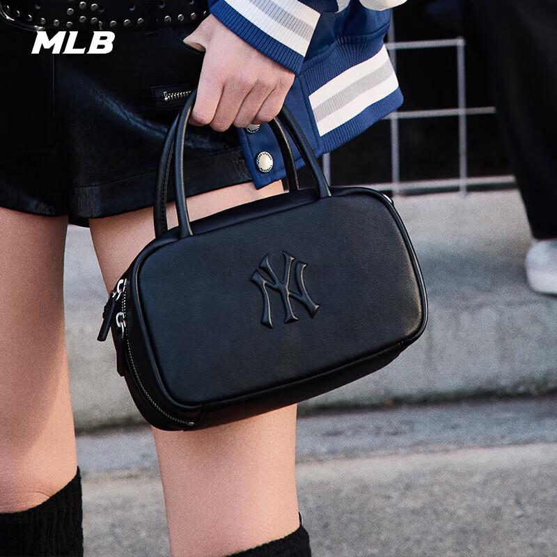 Унисекс ретро сумка через плечо MLB One Size
Унисекс ретро сумка через плечо MLB One Size