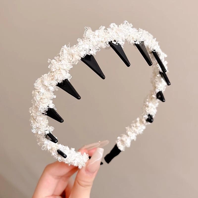 Wavy Floral Headband Female Korean Premium Face Wash Hair Band Hair Accessories
Wavy Floral Headband Female Korean Premium Face Wash Hair Band Hair Accessories