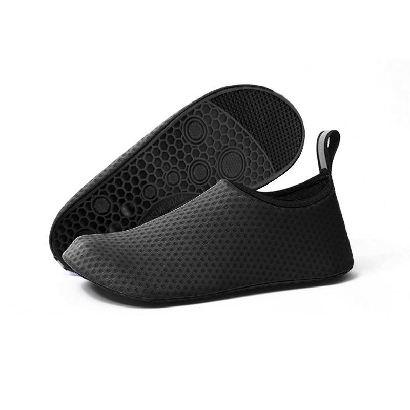 Водная обувь для женщин и мужчин, быстросохнущие босиком водные носки для пляжного плавания, серфинга, йоги, спортивная обувь, новая дышащая нескользящая обувь для дайвинга, плавания 36/37
Водная обувь для женщин и мужчин, быстросохнущие босиком водные носки для пляжного плавания, серфинга, йоги, спортивная обувь, новая дышащая нескользящая обувь для дайвинга, плавания 36/37