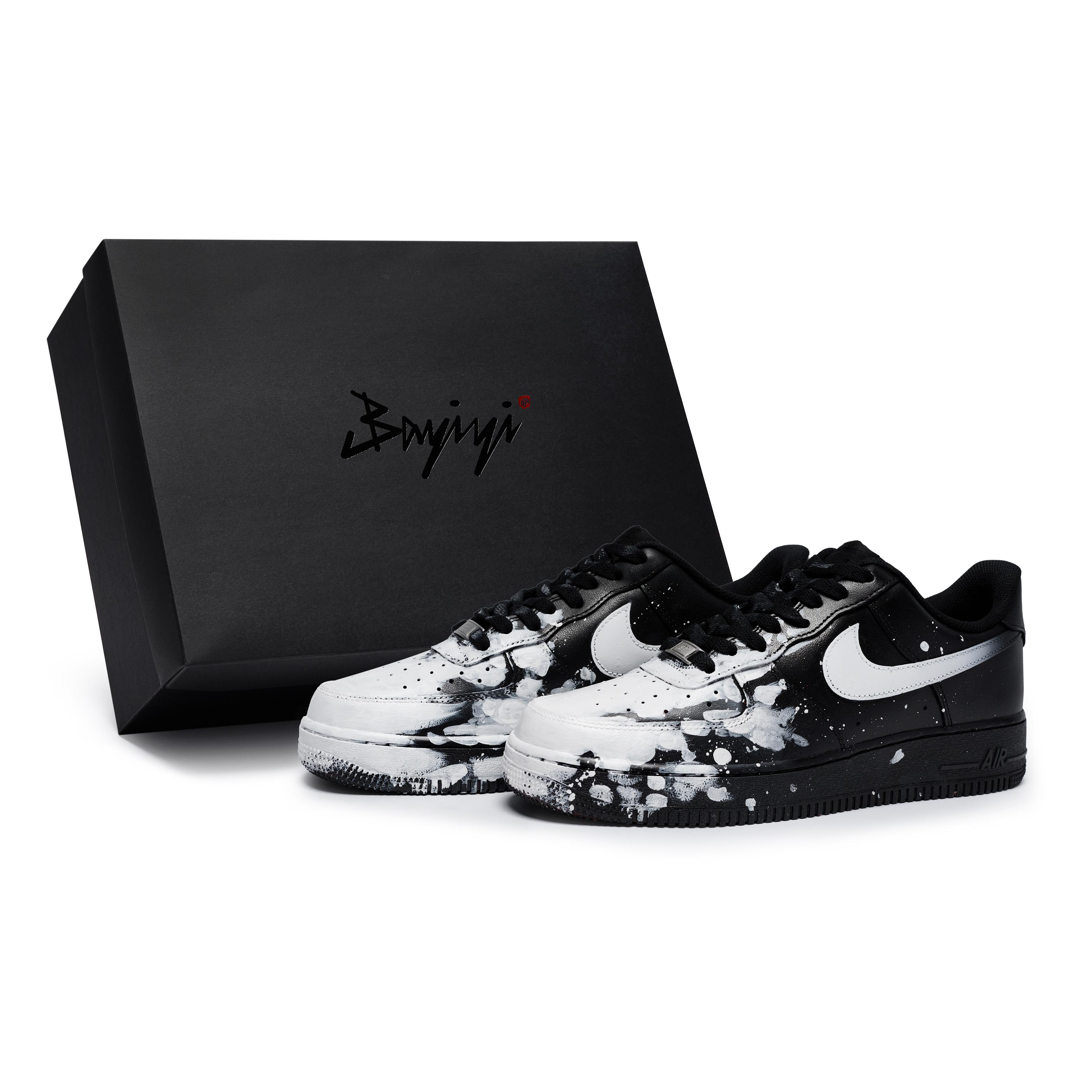 Nike Air Force 1 07 811 Manufacturing, Gothic White Flame, Special Shoe Box Low top Skateboard Shoes Unisex Black White CW2288-001(Team80-S-BOX) 40.5
Nike Air Force 1 07 811 Manufacturing, Gothic White Flame, Special Shoe Box Low top Skateboard Shoes Unisex Black White CW2288-001(Team80-S-BOX) 40.5