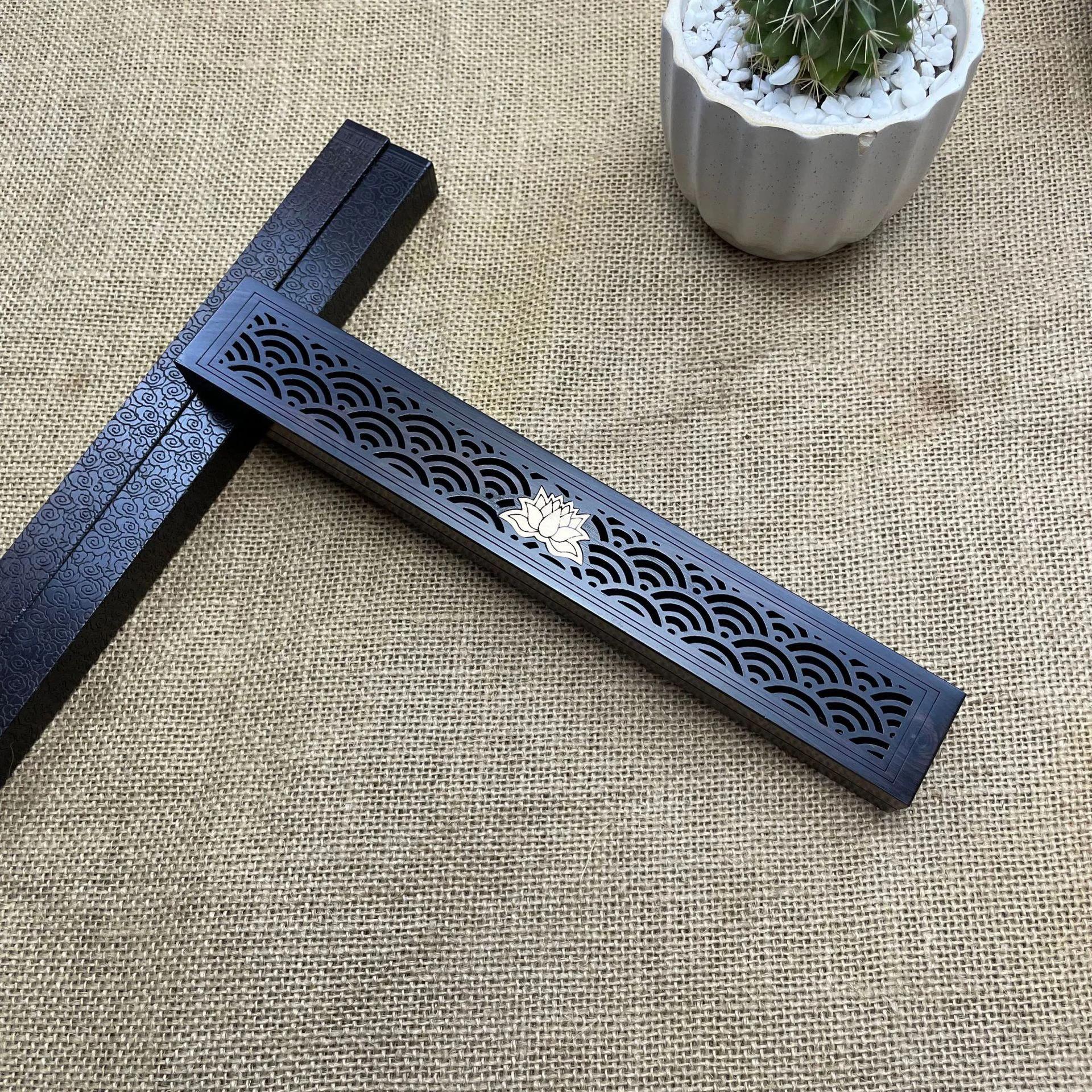 Креативный держатель для благовоний из дерева для ароматерапии, полая курильница, деревянная шкатулка для благовоний, резьба по дереву, китайский подарок
Креативный держатель для благовоний из дерева для ароматерапии, полая курильница, деревянная шкатулка для благовоний, резьба по дереву, китайский подарок