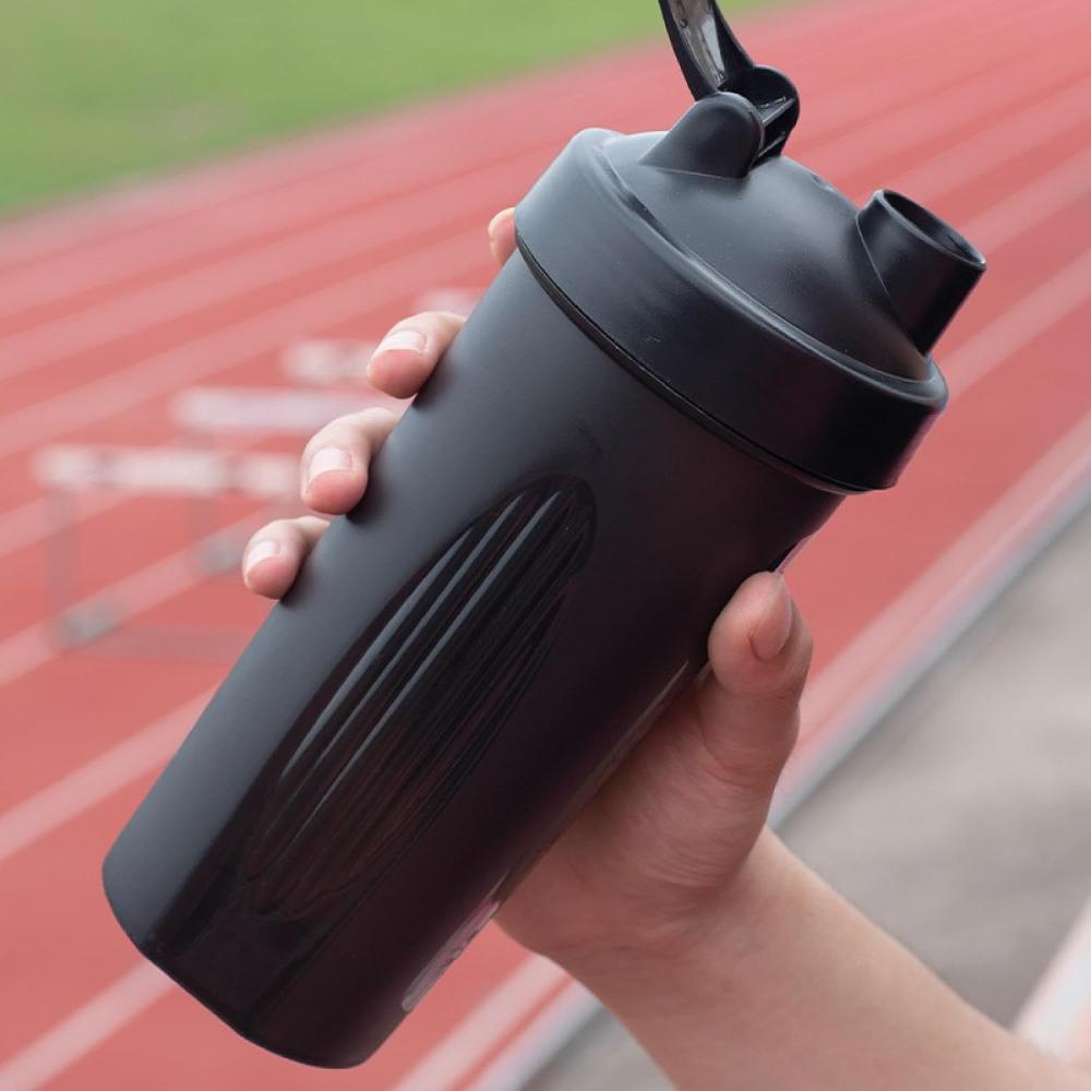 600ml Shaker Bottle 20oz Protein Shaker Plastic Bottle Portable Fitness Bottle for Fitness Enthusiasts Athletes
600ml Shaker Bottle 20oz Protein Shaker Plastic Bottle Portable Fitness Bottle for Fitness Enthusiasts Athletes