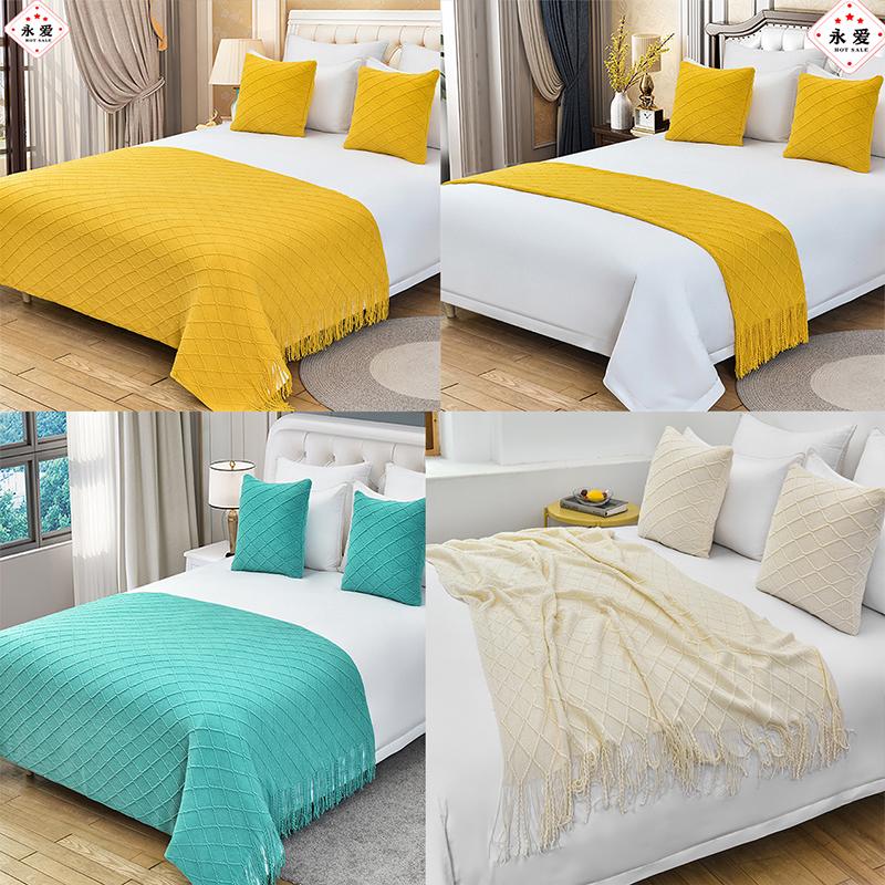 European Style Bed Runner Knitting Tassel Trimmings Bed Runners Home Decor Bed Flag Hotel Homestay Wedding Room Decor Bed Cover 2Pcs pillowcase
European Style Bed Runner Knitting Tassel Trimmings Bed Runners Home Decor Bed Flag Hotel Homestay Wedding Room Decor Bed Cover 2Pcs pillowcase