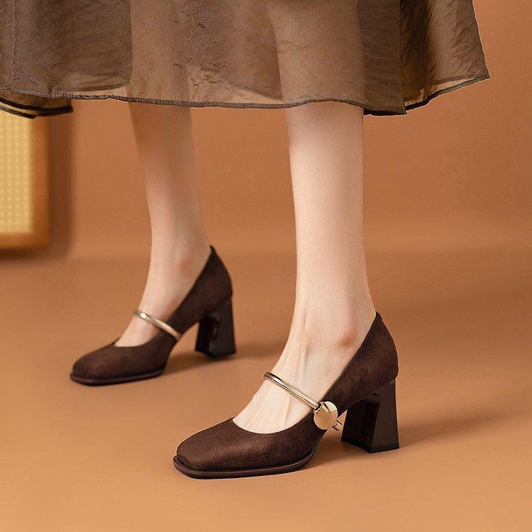 Одинарная обувь женская обувь 2025 весна и лето новая обувь квадратный носок толстый каблук высокие каблуки металлическая пряжка туфли Мэри Джейн 40 коричневый
Одинарная обувь женская обувь 2025 весна и лето новая обувь квадратный носок толстый каблук высокие каблуки металлическая пряжка туфли Мэри Джейн 40 коричневый