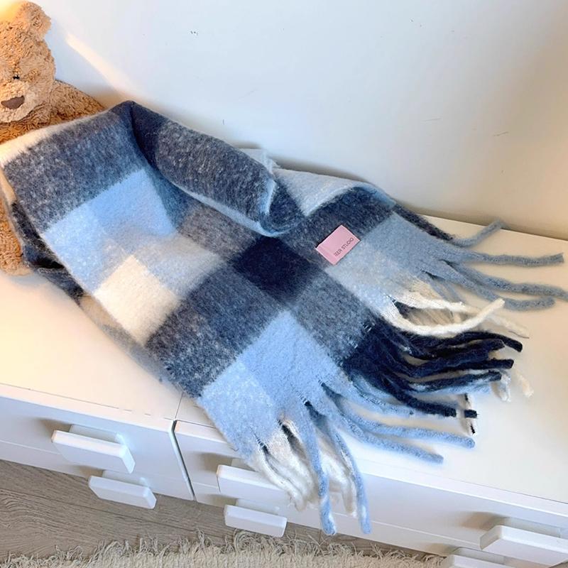 Thickened Warm Women S Scarf Winter Multifunctional Shawl Soft And Comfortab as the picture
Thickened Warm Women S Scarf Winter Multifunctional Shawl Soft And Comfortab as the picture
