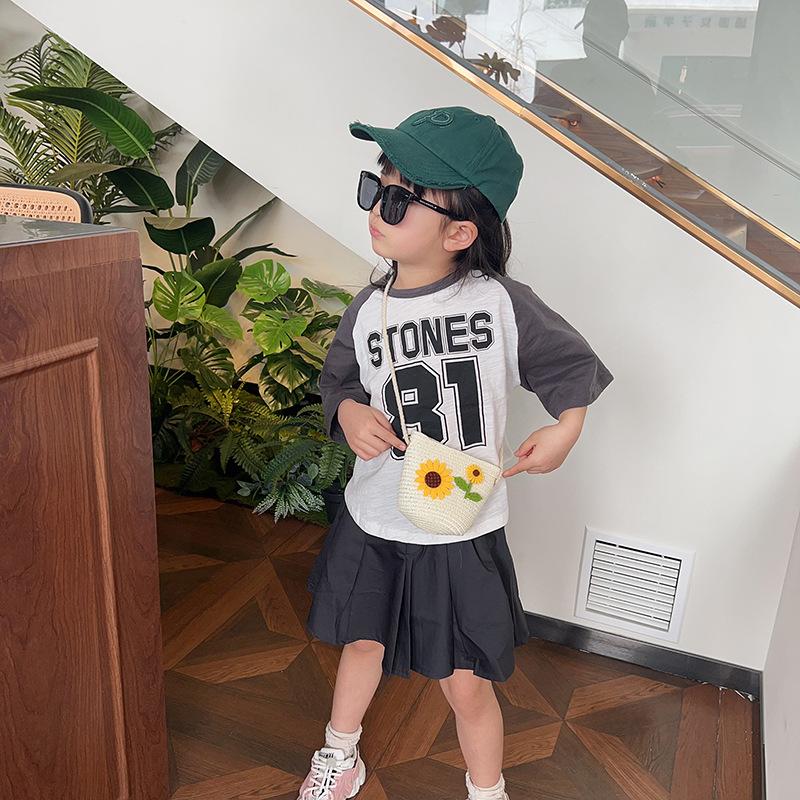 2025 new mini straw bag flower woven small bag children s messenger change bag little girl seaside straw bag
2025 new mini straw bag flower woven small bag children s messenger change bag little girl seaside straw bag