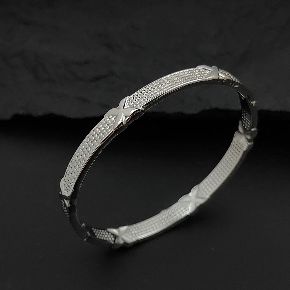 Fashion Letter X Honeycomb Stainless Steel Gold Plated Bracelet for Women Waterproof and Non-fading Bracelet Gift for Wife серебряный
Fashion Letter X Honeycomb Stainless Steel Gold Plated Bracelet for Women Waterproof and Non-fading Bracelet Gift for Wife серебряный