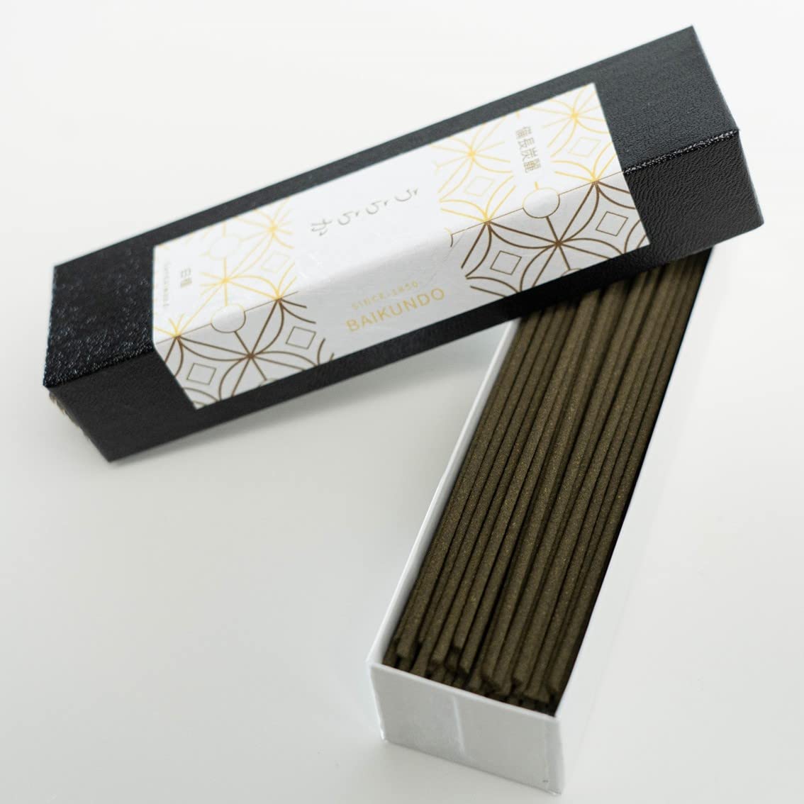 Binchotan Rei Uraraka Natural Baikundou Made in Awaji Aromatherapy Buddhist Low Natural Binchotanrei (Sandalwood) Fragrance, Preservative-Free /
Binchotan Rei Uraraka Natural Baikundou Made in Awaji Aromatherapy Buddhist Low Natural Binchotanrei (Sandalwood) Fragrance, Preservative-Free /