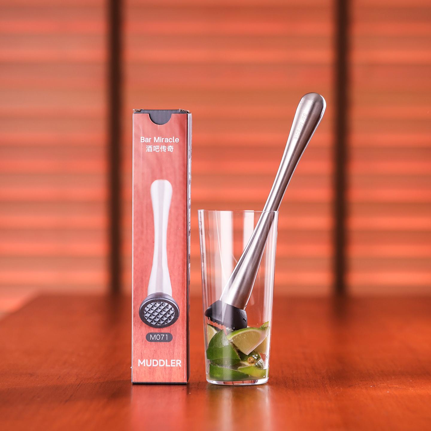 Bar Cocktail Muddler Mojito Stainless Steel Bar Mixer Barware DIY Drink Fruit Muddler Crushed Ice Barware Bar Tool
Bar Cocktail Muddler Mojito Stainless Steel Bar Mixer Barware DIY Drink Fruit Muddler Crushed Ice Barware Bar Tool