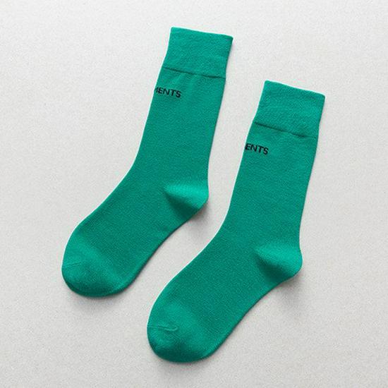 Розово-красные женские гольфы до середины икры в корейском стиле с модными надписями для занятий спортом - дышащие и влагоотводящие One Size
Розово-красные женские гольфы до середины икры в корейском стиле с модными надписями для занятий спортом - дышащие и влагоотводящие One Size