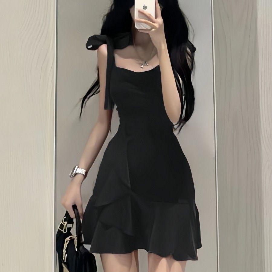 Spicy Red Spaghetti Strap Dress: Summer Style, Waist-Cinching, Slimming, Short Skirt S чёрный
Spicy Red Spaghetti Strap Dress: Summer Style, Waist-Cinching, Slimming, Short Skirt S чёрный