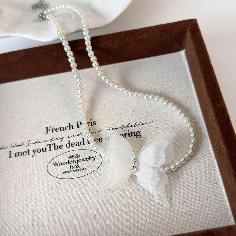 Новое красивое сказочное тюлевое трехмерное колье-бабочка, простое темпераментное колье на ключице, женское колье белый
Новое красивое сказочное тюлевое трехмерное колье-бабочка, простое темпераментное колье на ключице, женское колье белый