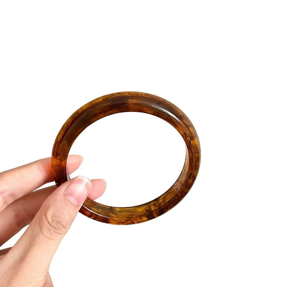 Geometric Resin Bangles Antique Style Retro Hand Ring Creative Chunky Bracelets Lady червоний/кавовий
Geometric Resin Bangles Antique Style Retro Hand Ring Creative Chunky Bracelets Lady червоний/кавовий