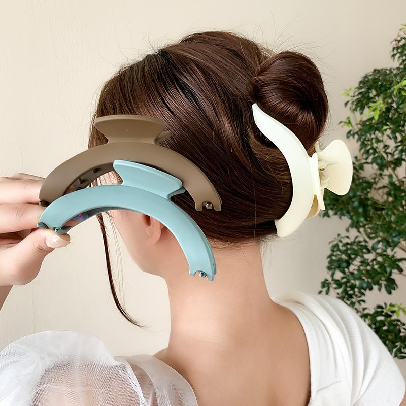 New Solid Candy-colored Frosted Hair Clips Women Korean Elegant Style Semi-circular Hairpin Cawl Clips Girls Hair Accessories
New Solid Candy-colored Frosted Hair Clips Women Korean Elegant Style Semi-circular Hairpin Cawl Clips Girls Hair Accessories