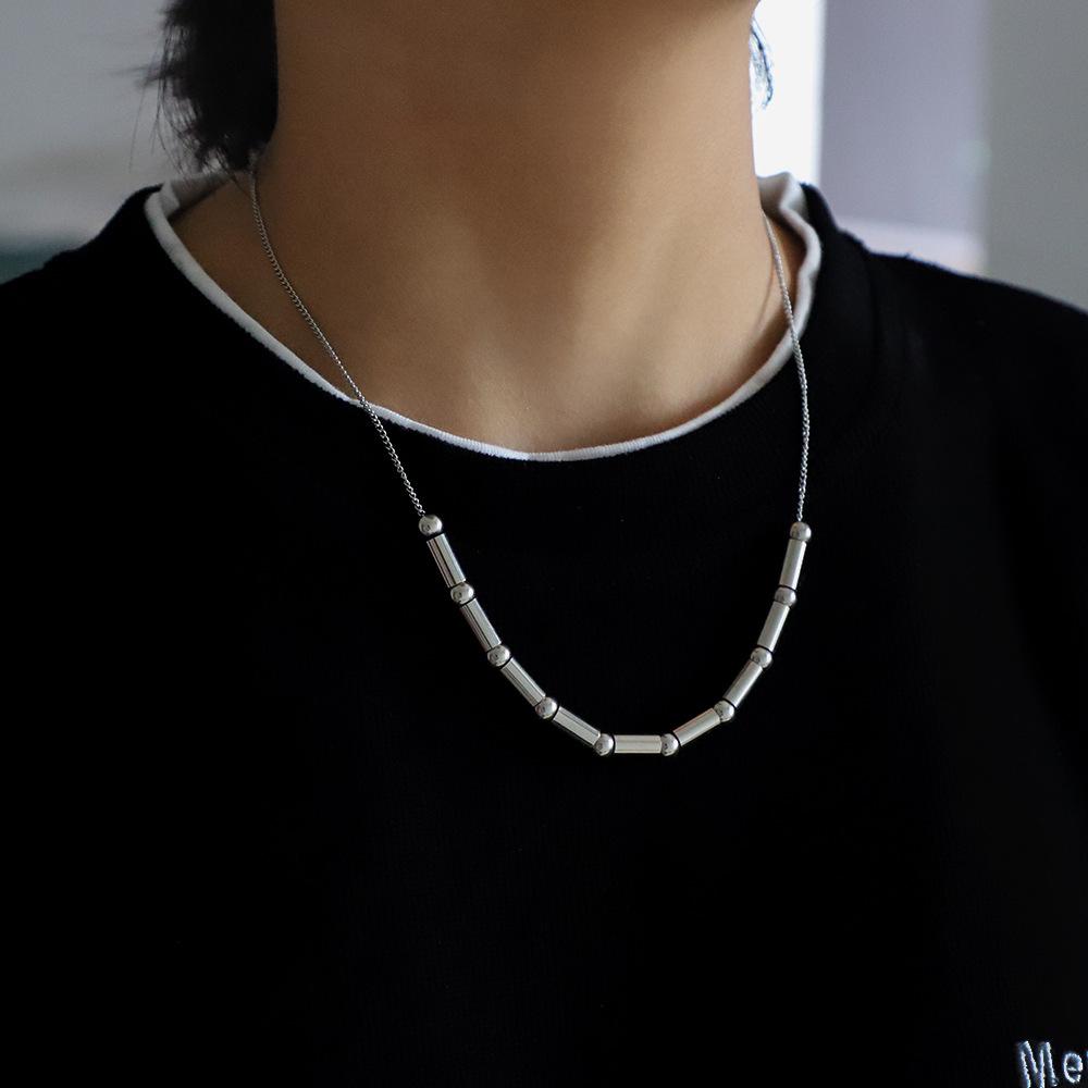 Niche Dark Titanium Steel Hip Hop Necklace - Unisex Trendy Fashion Chain for Sweatshirts
Niche Dark Titanium Steel Hip Hop Necklace - Unisex Trendy Fashion Chain for Sweatshirts
