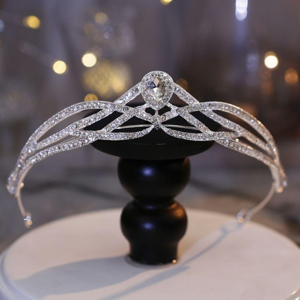 Hollow Rhinestone Headband Cross Princess Hair Hoop Vintage Wedding Crown Ladies/Girls/Bride
Hollow Rhinestone Headband Cross Princess Hair Hoop Vintage Wedding Crown Ladies/Girls/Bride