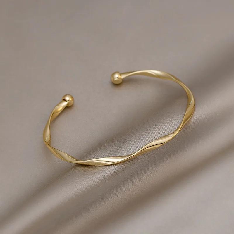 Classic Gold Color Mobius Opening Bracelet for Women Temperament Stainless Steel Twist Bangle Korea Trendy Jewelry Accessories золотой
Classic Gold Color Mobius Opening Bracelet for Women Temperament Stainless Steel Twist Bangle Korea Trendy Jewelry Accessories золотой
