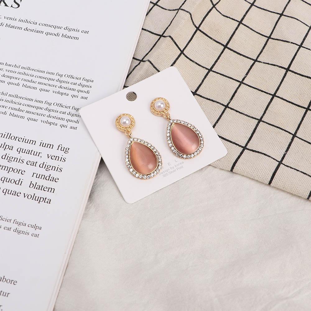 Water Drop Type Pearl For Woman Diamond Stud Earrings Fashion Jewelry Purple Clip Earrings Zinc Zinc Alloy Stud Earrings
Water Drop Type Pearl For Woman Diamond Stud Earrings Fashion Jewelry Purple Clip Earrings Zinc Zinc Alloy Stud Earrings