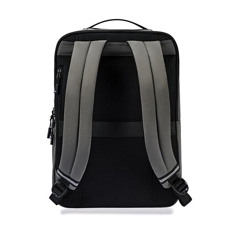 Samsonite Men s Multifunctional Commuter Backpack
Samsonite Men s Multifunctional Commuter Backpack
