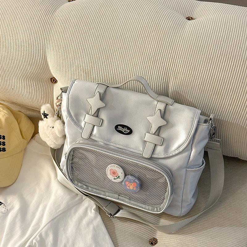Japanese cute backpack girls, junior high school students, casual and versatile travel backpack, light and multi-use student crossbody bag single bag (send badge and tie board)
Japanese cute backpack girls, junior high school students, casual and versatile travel backpack, light and multi-use student crossbody bag single bag (send badge and tie board)