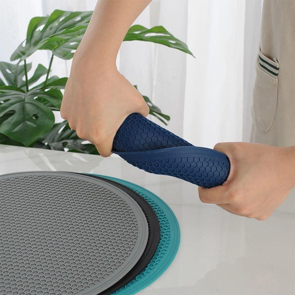 3pcs/set Honeycomb Shaped Silicone Coaster Anti Scald Pan Pads Round Pot Holder Microwave Mat чёрный
3pcs/set Honeycomb Shaped Silicone Coaster Anti Scald Pan Pads Round Pot Holder Microwave Mat чёрный