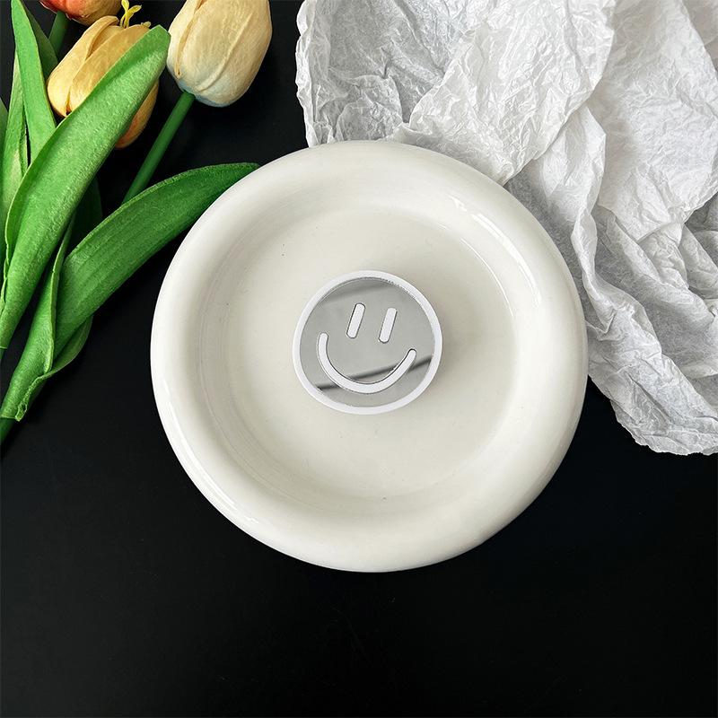 Mobile Phone Airbag Bracket Back Sticker Smiley Face Mirror Portable Makeup Mirror Portable Niche Watching Drama Desktop Support Creativity
Mobile Phone Airbag Bracket Back Sticker Smiley Face Mirror Portable Makeup Mirror Portable Niche Watching Drama Desktop Support Creativity