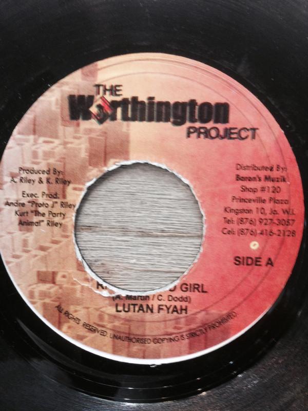7-дюймовая пластинка LUTAN FYAH - Rich Ghetto Girl NONE The Worthington 2005 Ямайка Регги, Ска и Даб Б/У
7-дюймовая пластинка LUTAN FYAH - Rich Ghetto Girl NONE The Worthington 2005 Ямайка Регги, Ска и Даб Б/У