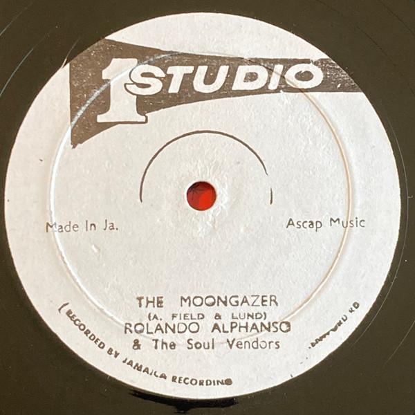 12inch Record ROLAND ALPHONSO & THE SOUL VENDORS - The Moongazer / Any Where NONE Studio One 1977 Jamaica Reggae, Ska & Dub Used
12inch Record ROLAND ALPHONSO & THE SOUL VENDORS - The Moongazer / Any Where NONE Studio One 1977 Jamaica Reggae, Ska & Dub Used