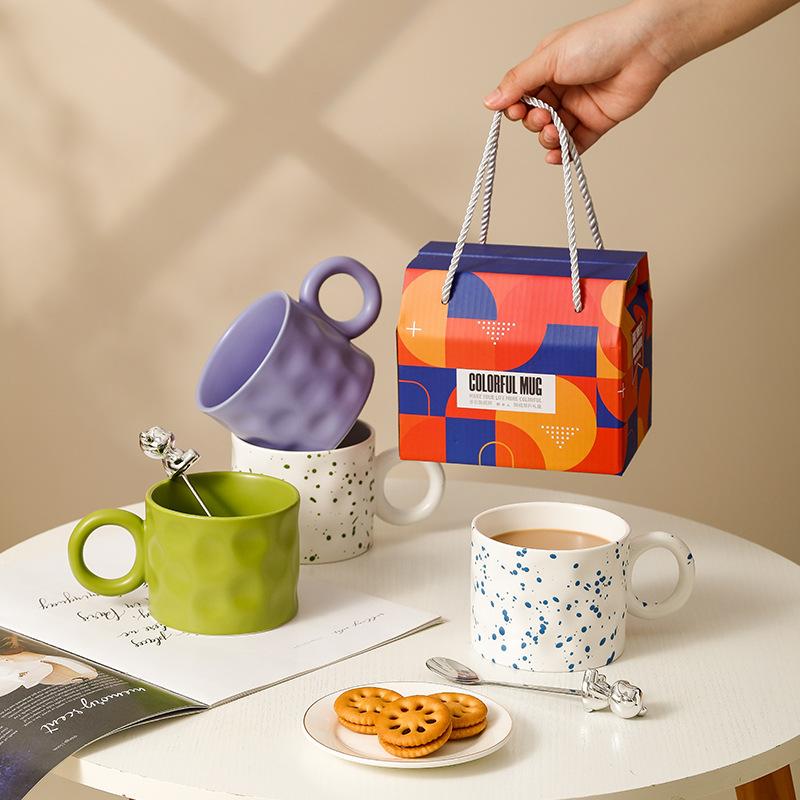 Strictly Select Ins Style Spray Ink Ceramic Cup Set Mug Opening Event Souvenir With Spoon Gift Box Set 301-400ml синій впс колір
Strictly Select Ins Style Spray Ink Ceramic Cup Set Mug Opening Event Souvenir With Spoon Gift Box Set 301-400ml синій впс колір