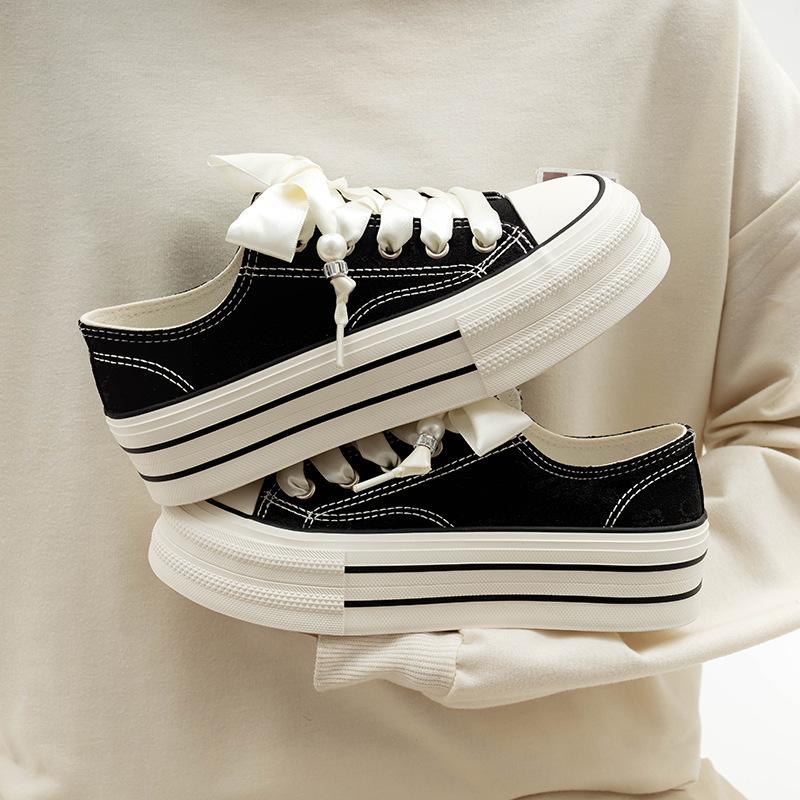 Outer wear straps rubber platform canvas shoes low top new lace-up casual board shoes 35
Outer wear straps rubber platform canvas shoes low top new lace-up casual board shoes 35