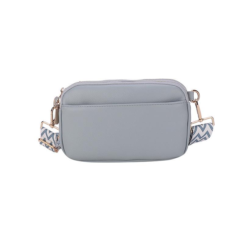 Популярная сумка кроссбоди, простая маленькая квадратная сумка из мягкой кожи, повседневная сумка на одно плечо с широким плечевым ремнем синий
Популярная сумка кроссбоди, простая маленькая квадратная сумка из мягкой кожи, повседневная сумка на одно плечо с широким плечевым ремнем синий