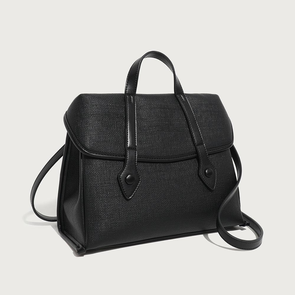 Niche design briefcase backpack 2024 new trendy casual shoulder crossbody bag versatile commuter backpack чёрный
Niche design briefcase backpack 2024 new trendy casual shoulder crossbody bag versatile commuter backpack чёрный