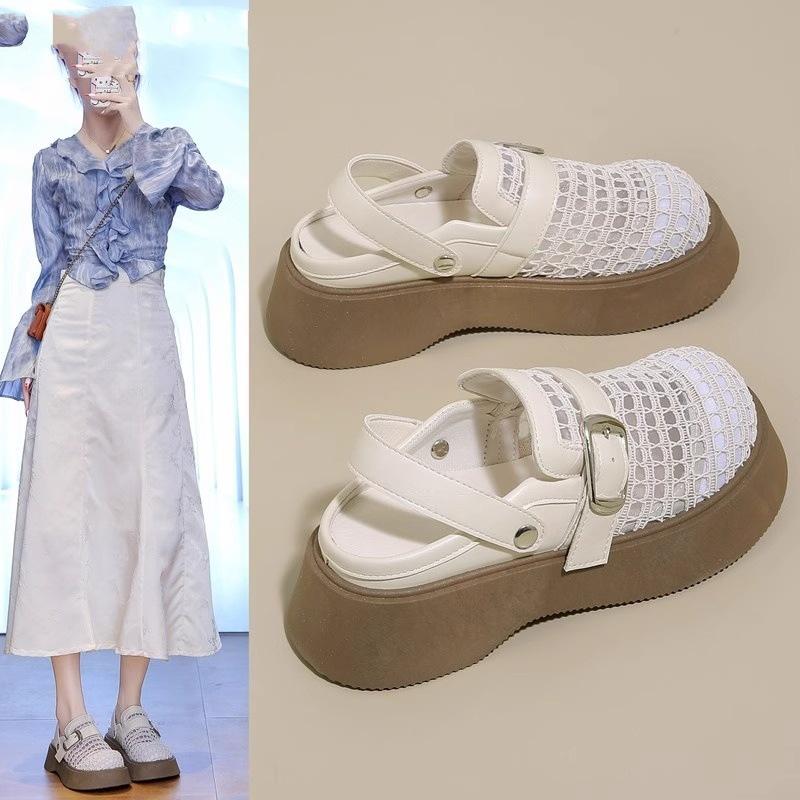 Летние новые сандалии на платформе женские для улицы модные универсальные повседневные туфли увеличивающие рост сандалии с сумкой на носке 35
Летние новые сандалии на платформе женские для улицы модные универсальные повседневные туфли увеличивающие рост сандалии с сумкой на носке 35