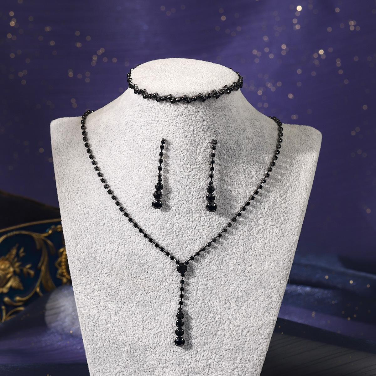 European and American Fashion Bridal Wedding Set Jewelry, Rhinestone Set Chain Environmentally Friendly Necklace Earrings Two-piece Set 2026 45CM
European and American Fashion Bridal Wedding Set Jewelry, Rhinestone Set Chain Environmentally Friendly Necklace Earrings Two-piece Set 2026 45CM