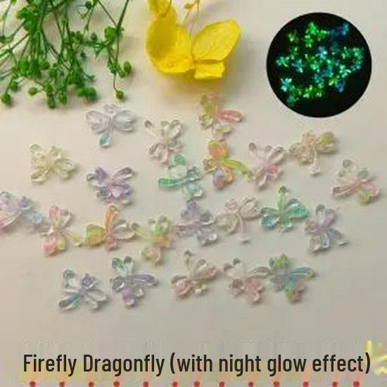 Светящиеся стразы в виде стрекоз для ногтей и волос
Светящиеся стразы в виде стрекоз для ногтей и волос