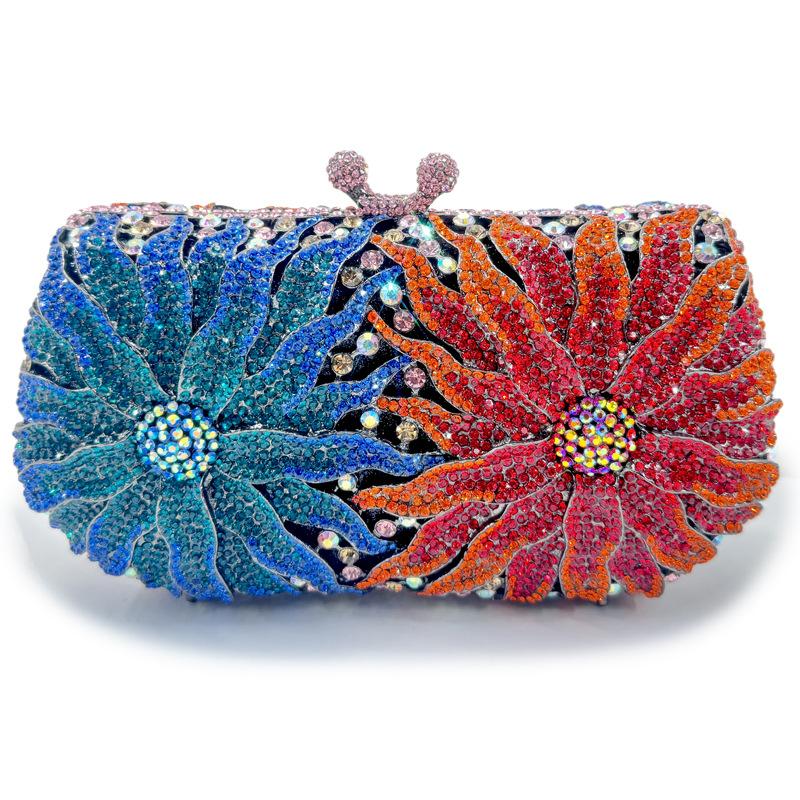 WHTUOHENG Flower Crystal Wedding Bridal Evening Clutch Purse Rhinestone Women s Dinner Party Purse Diamond Cocktail Handbags 20cmX10.5cmX7cm
WHTUOHENG Flower Crystal Wedding Bridal Evening Clutch Purse Rhinestone Women s Dinner Party Purse Diamond Cocktail Handbags 20cmX10.5cmX7cm