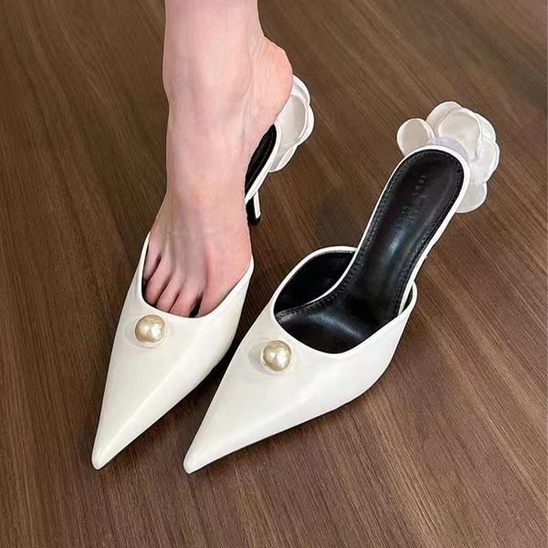 fashion Pointed Toe Women Mules Shoes Pearl Slingback Flower Slippers High Heels Designer Sandals 2024 Party Autumn Pumps Women Zapatos
fashion Pointed Toe Women Mules Shoes Pearl Slingback Flower Slippers High Heels Designer Sandals 2024 Party Autumn Pumps Women Zapatos