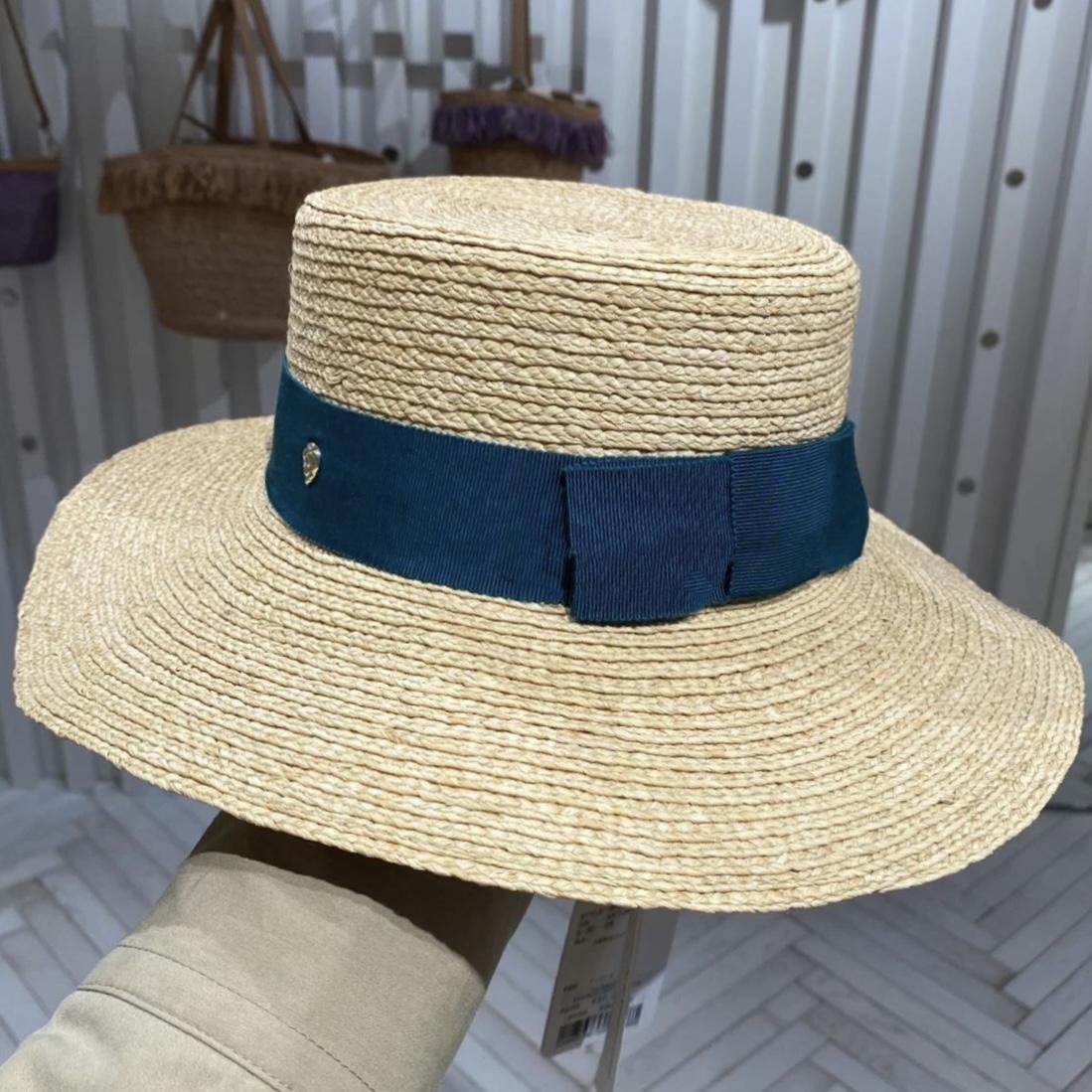 2026 New Helen Raffia Straw Hat Flat Top Sun Protection Wide Brim Versatile Summer Sunshade Cap for Women Travel Casual Style One size fits all (54-58cm) adjustable павлин голубой
2026 New Helen Raffia Straw Hat Flat Top Sun Protection Wide Brim Versatile Summer Sunshade Cap for Women Travel Casual Style One size fits all (54-58cm) adjustable павлин голубой