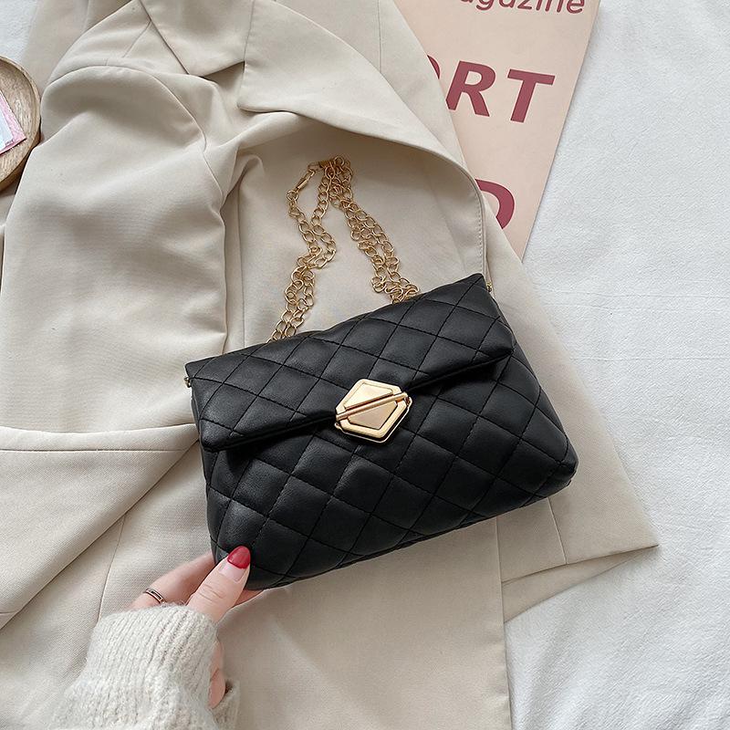 Diamond Lattice Shoulder Bag For Women PU Leather Flap Crossbody Bag Female Luxury Chain Messenger Pack Handbag and Purse 22x5x15cm
Diamond Lattice Shoulder Bag For Women PU Leather Flap Crossbody Bag Female Luxury Chain Messenger Pack Handbag and Purse 22x5x15cm