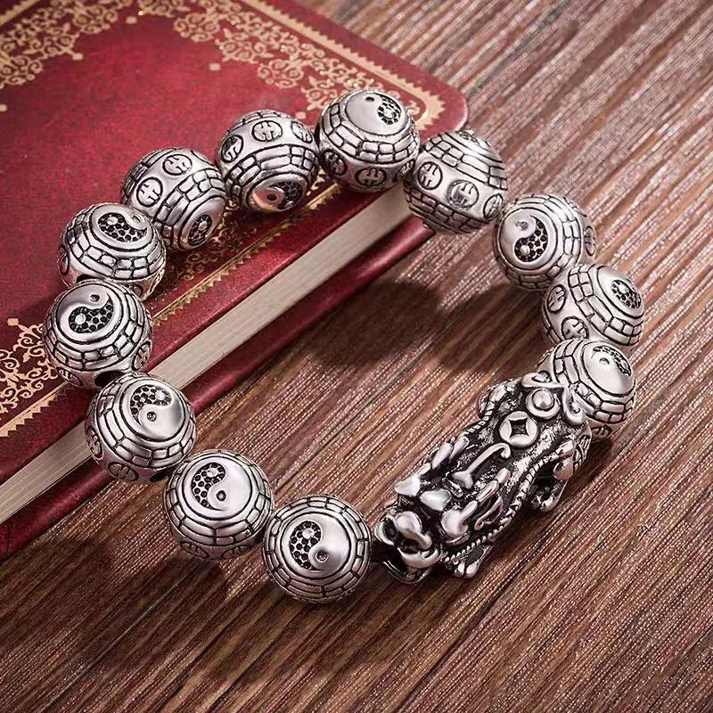 Solid Bracelet to Attract Money, Lion, Pixiu, Bagua Beads, Boys and Girls Couple Jewelry one size(17-20cm)
Solid Bracelet to Attract Money, Lion, Pixiu, Bagua Beads, Boys and Girls Couple Jewelry one size(17-20cm)