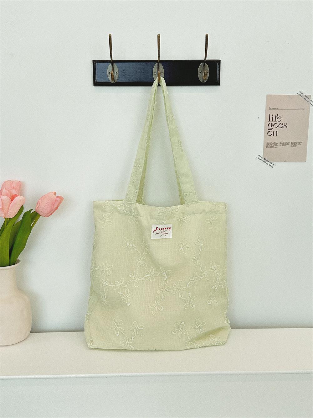 Сумка на плече з французькою вишивкою, маленька квітка, велика місткість, приміська пасторальна студентська портативна сумка для покупок, сумка-тоут
Сумка на плече з французькою вишивкою, маленька квітка, велика місткість, приміська пасторальна студентська портативна сумка для покупок, сумка-тоут