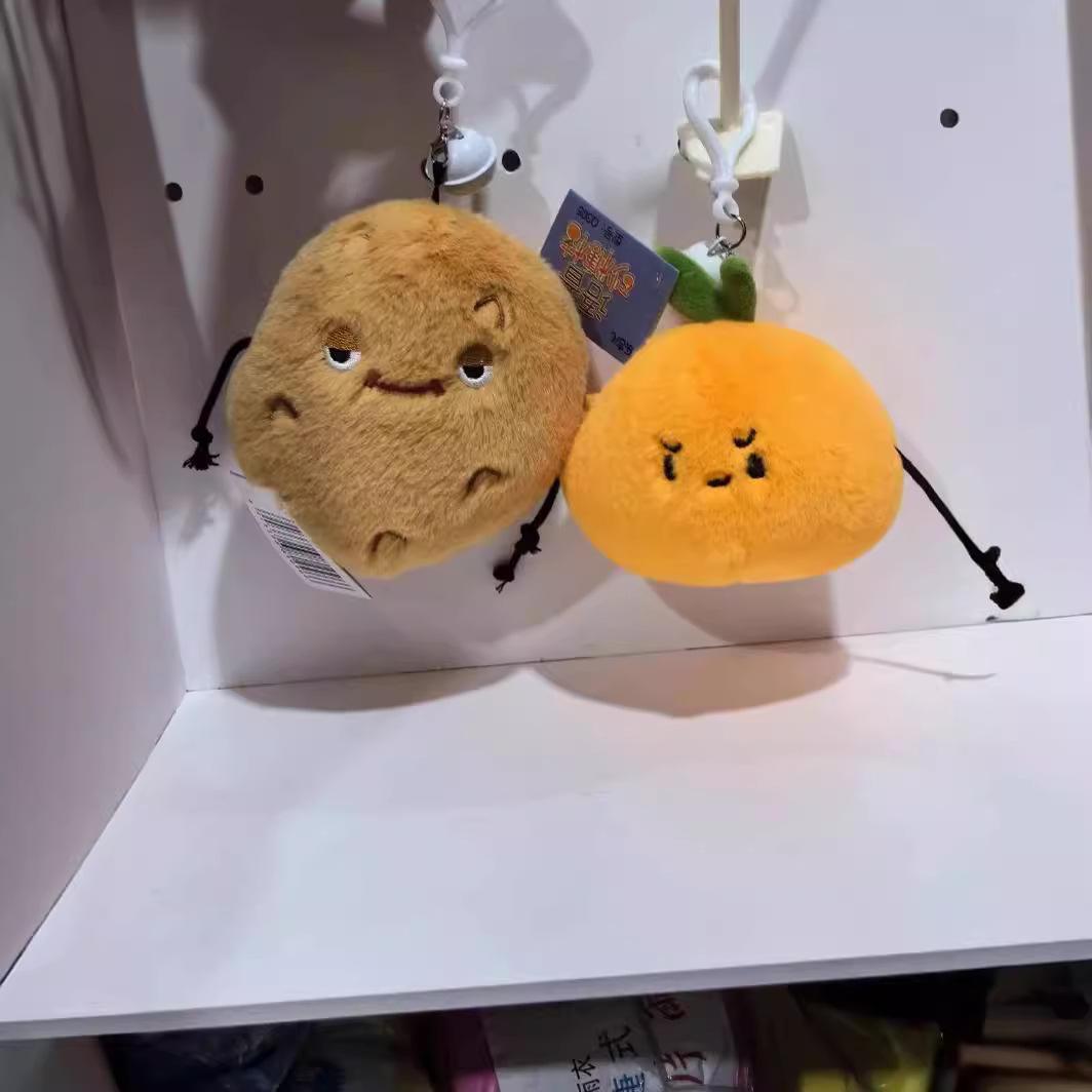 Southern Cute Potato Plush Keychain Doll - Sugar Voice Toy for Couples 10cm світло-коричневого кольору
Southern Cute Potato Plush Keychain Doll - Sugar Voice Toy for Couples 10cm світло-коричневого кольору