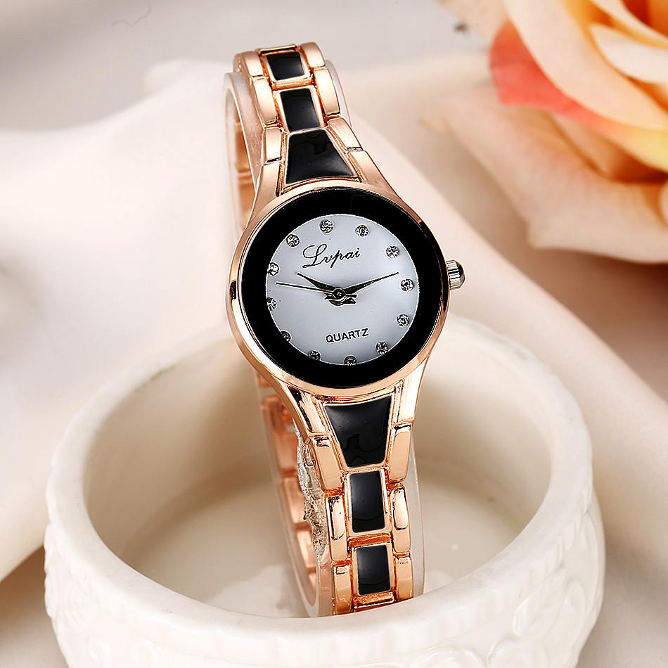 Vente chau Mo Femmes Montres Femmes Bracelet Montre Watch
Vente chau Mo Femmes Montres Femmes Bracelet Montre Watch
