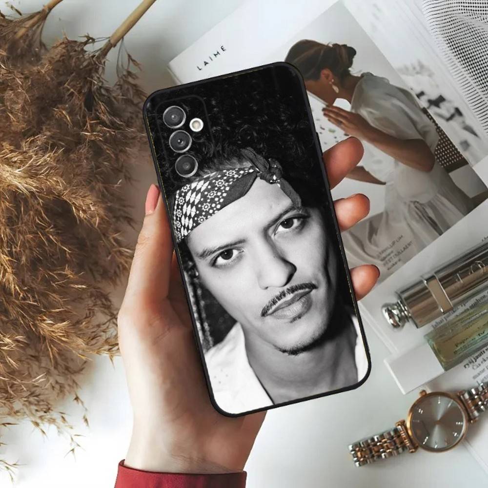 Bruno Mars Phone Case For Samsung S24,23,22,30,21,10,9,Ultra,Plus,Lite,FE,5G Black Soft Case Samsung S24ULTRA
Bruno Mars Phone Case For Samsung S24,23,22,30,21,10,9,Ultra,Plus,Lite,FE,5G Black Soft Case Samsung S24ULTRA