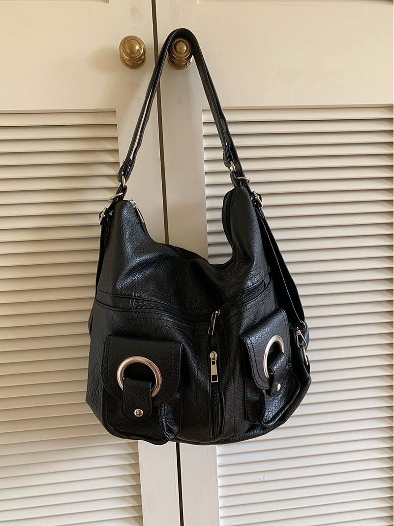 «Многофункциональная сумка-тоут и рюкзак из искусственной кожи в корейском стиле с карманом на молнии» чёрный
«Многофункциональная сумка-тоут и рюкзак из искусственной кожи в корейском стиле с карманом на молнии» чёрный