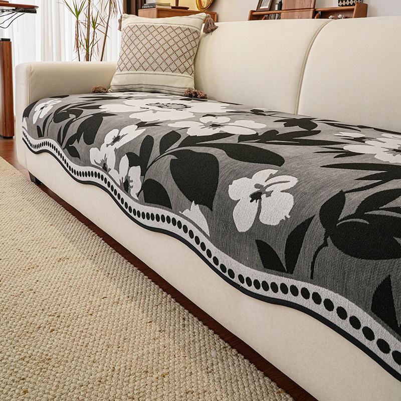New Special-Shaped Sofa Cushion, Universal In All Seasons, Light Luxury, High-End Irregular Sofa Cover Cover Cloth 90*70cm
New Special-Shaped Sofa Cushion, Universal In All Seasons, Light Luxury, High-End Irregular Sofa Cover Cover Cloth 90*70cm