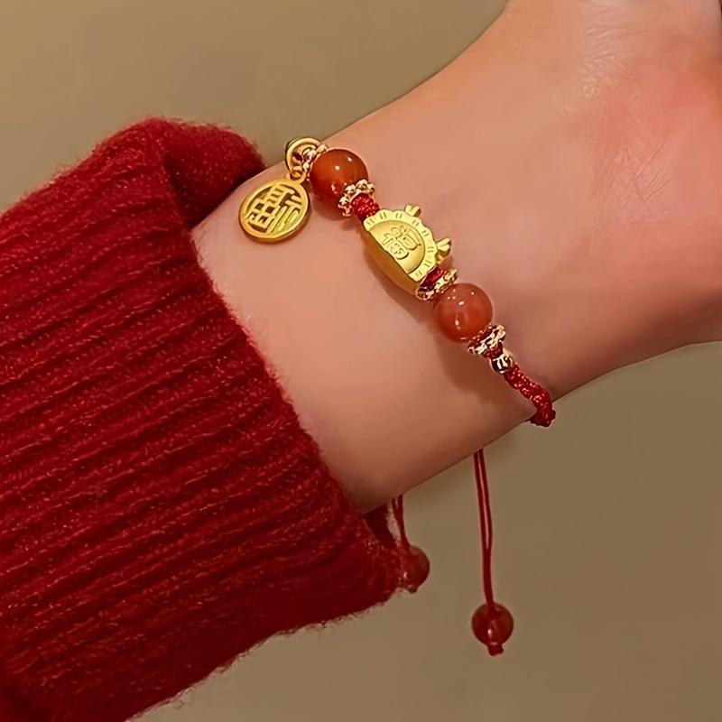 Новый плетеный браслет в форме дракона, восстановление древних способов, кулон fupai, регулируемый браслет, модный подарок shoushi
Новый плетеный браслет в форме дракона, восстановление древних способов, кулон fupai, регулируемый браслет, модный подарок shoushi